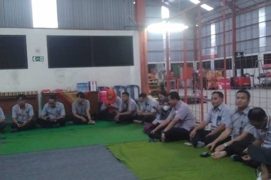 PT Pos Indonesia ( persero ) luncurkan program terbaru menyambut bulan suci Ramadhan.