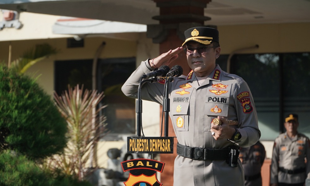 Tiga Personel Polresta Denpasar Terima Kenaikan Pangkat Perwira Pengabdian