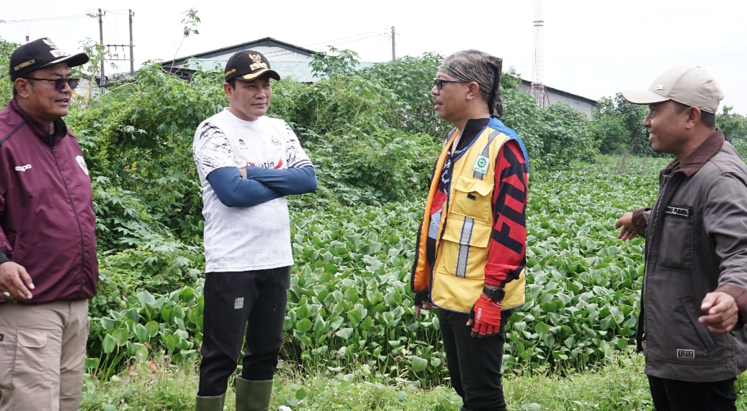Bangunan Liar Sepanjang Kali Buntung, Taman Hingga Waru Persulit Akses Alat Berat Tangani Banjir